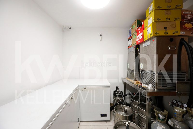 Foto fcece143-6eb6-4f3c-81f2-9d2929cc6918. Local comercial a Lezo