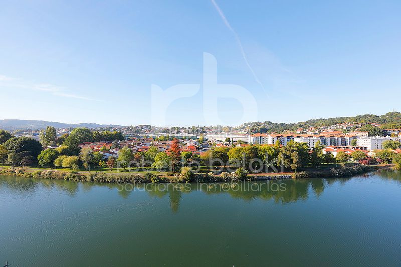 Foto 9dffebdb-bf80-4739-8266-68f1d627b6dd. Zweistöckige wohnung mit heizung in Azken Portu - Behobia Irun