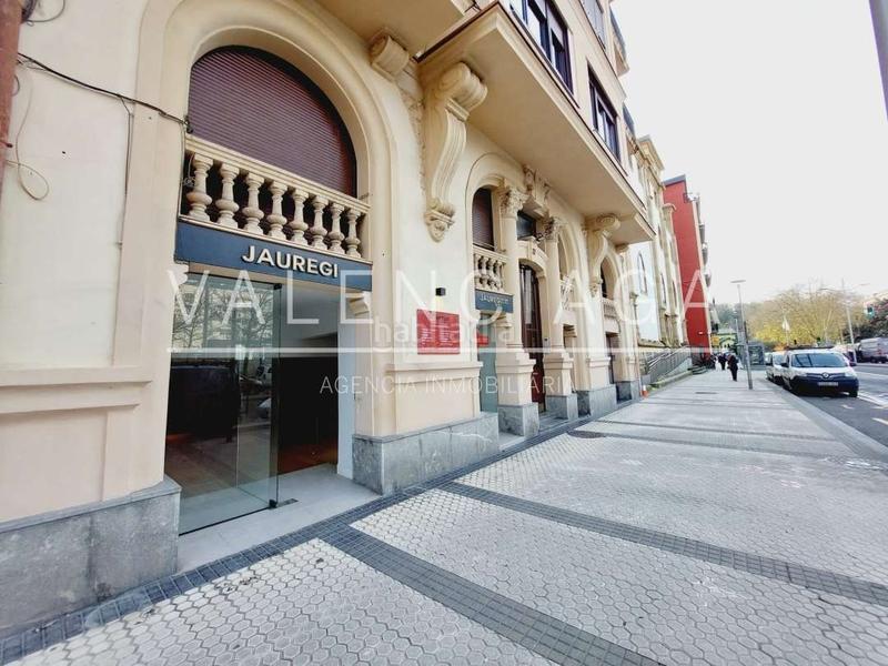 Foto 8f201870-4d28-4f3b-bfb8-092e44015f1f. Affitto locale commerciale in mandasko dukearen pasealekua 37 in Donostia - San Sebastián