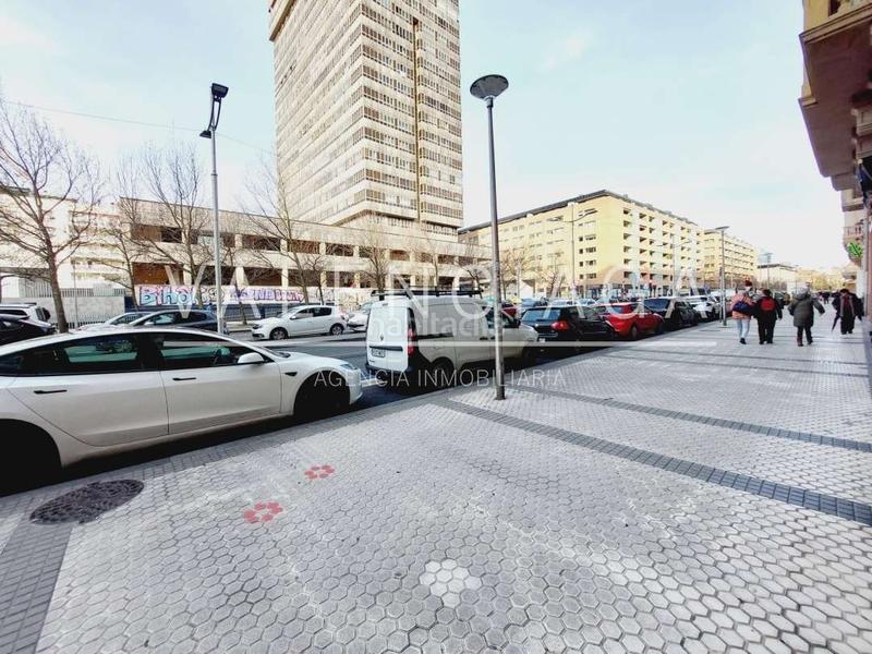 Foto b1991357-07e8-4d19-9bff-1c03c2410f6f. Lloguer local comercial a mandasko dukearen pasealekua 37 a Donostia - San Sebastián