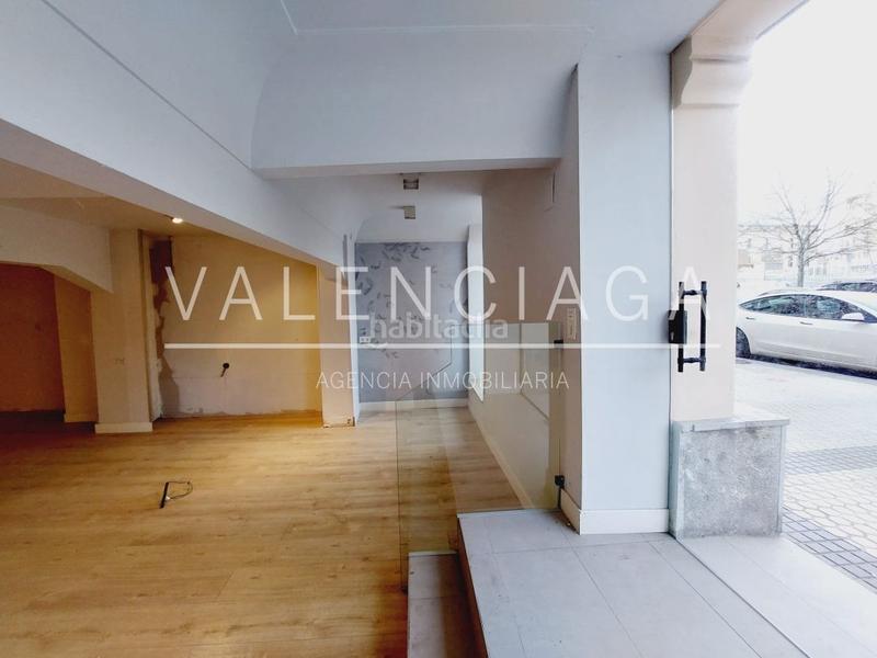 Foto 986dedea-9f62-4bd3-913c-e1cbc87653ec. Location local commercial dans mandasko dukearen pasealekua 37 dans Donostia - San Sebastián