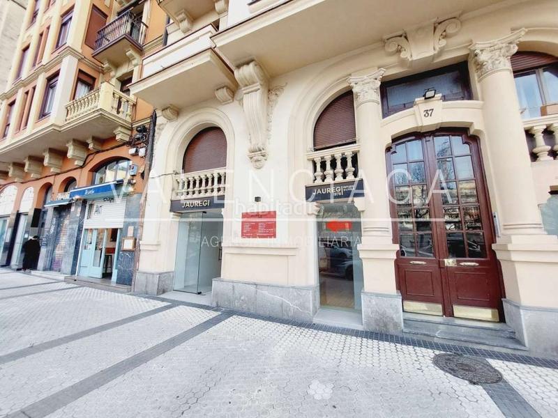 Foto fe702043-351d-4d81-8c4e-ec5b80e097d3. Miete geschäftsraum in mandasko dukearen pasealekua 37 in Donostia - San Sebastián