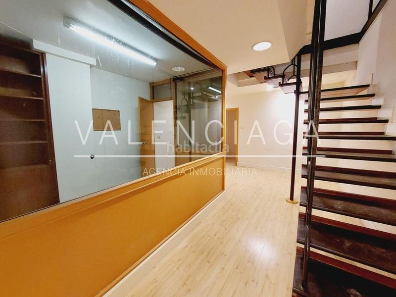 Foto aa909f38-d229-4770-8276-6d977c56f847. Lloguer local comercial a andia kalea 4 a Área Romántica Donostia - San Sebastián