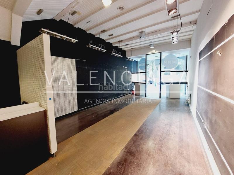 Foto ab83729f-0a4a-44d4-a118-b2af76ea4c4f. Lloguer local comercial a andia kalea 4 a Área Romántica Donostia - San Sebastián