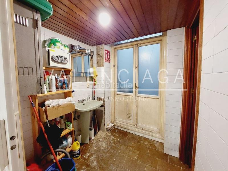 Foto 9339c8fb-cf3e-4f9f-9068-b2dc52d92d97. Rent business premise in andia kalea 4 in Área Romántica Donostia - San Sebastián