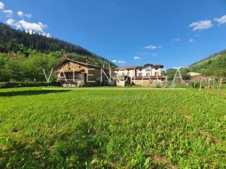 Reihenhaus in Ataun. Oportunidad! negociable. vive la auténtica esencia rural en atau