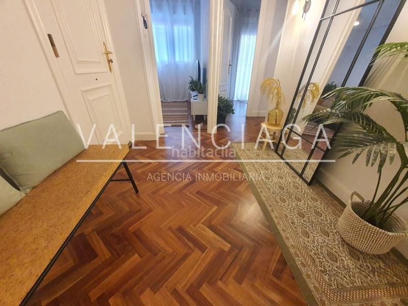 Foto df43d556-c9b2-45ed-9a41-8bc5367424bb. Piso bonita vivienda con encanto en venta en el centro en Beasain
