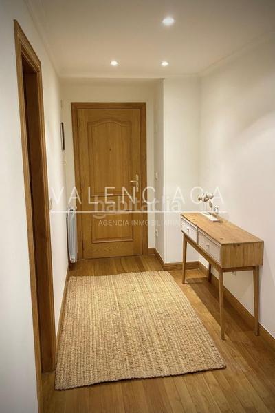 Foto 3da8d077-d1e1-4a3e-a629-da8c871f6e01. Lloguer pis amb calefacció aparcament a Antiguo Donostia - San Sebastián