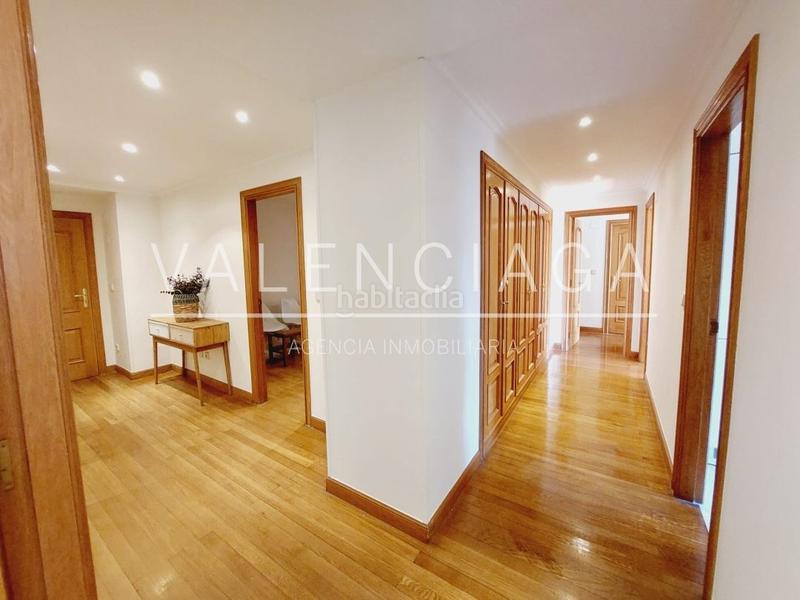 Foto 3d49ed17-cd17-4071-bff5-fae094ac3526. Location appartement avec chauffage parking dans Antiguo Donostia - San Sebastián