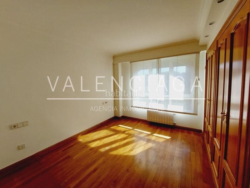 Foto 474472eb-edd2-4b25-92c5-5644e74d94bf. Location appartement avec chauffage parking dans Antiguo Donostia - San Sebastián