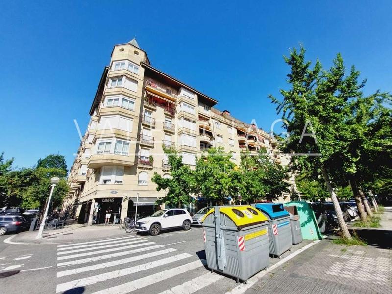 Foto 78de089c-2966-4dbf-9956-96038b867f24. Location appartement avec chauffage parking dans Antiguo Donostia - San Sebastián