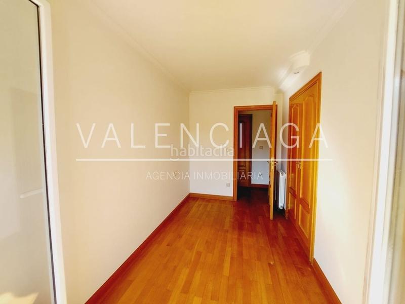 Foto d09566be-1460-4a0b-9b08-b4c287900fba. Location appartement avec chauffage parking dans Antiguo Donostia - San Sebastián