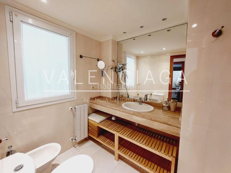 Foto e8015e2d-c123-46e2-9894-3903fd38447b. Rent flat with heating parking in Antiguo Donostia - San Sebastián