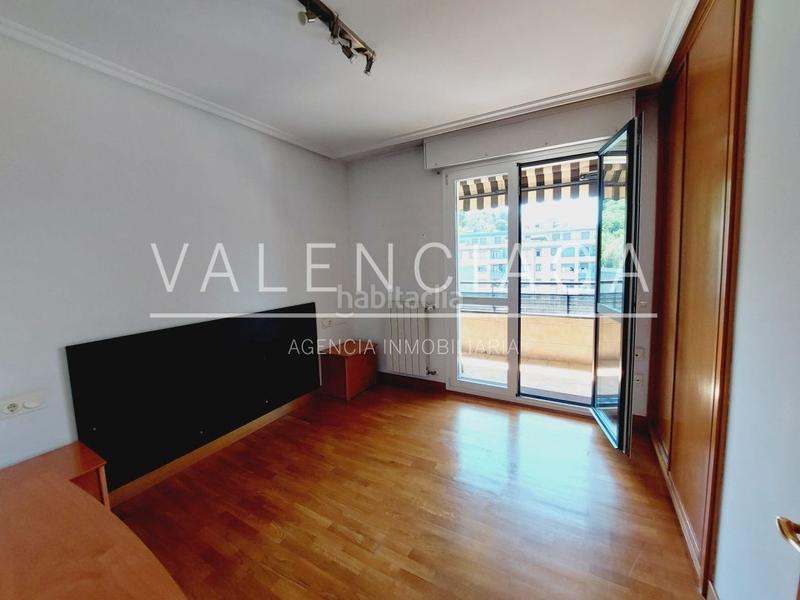 Foto 05cf9323-2a2b-419c-b478-cc209ac624ee. Alquiler piso vivienda de reciente construcción en igara con garaje cerrado en Donostia - San Sebastián