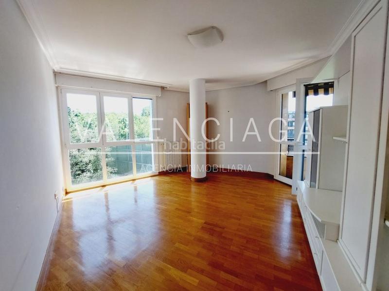 Foto 5ebf2791-6309-41f7-8f4a-77280dbd35ac. Alquiler piso vivienda de reciente construcción en igara con garaje cerrado en Donostia - San Sebastián