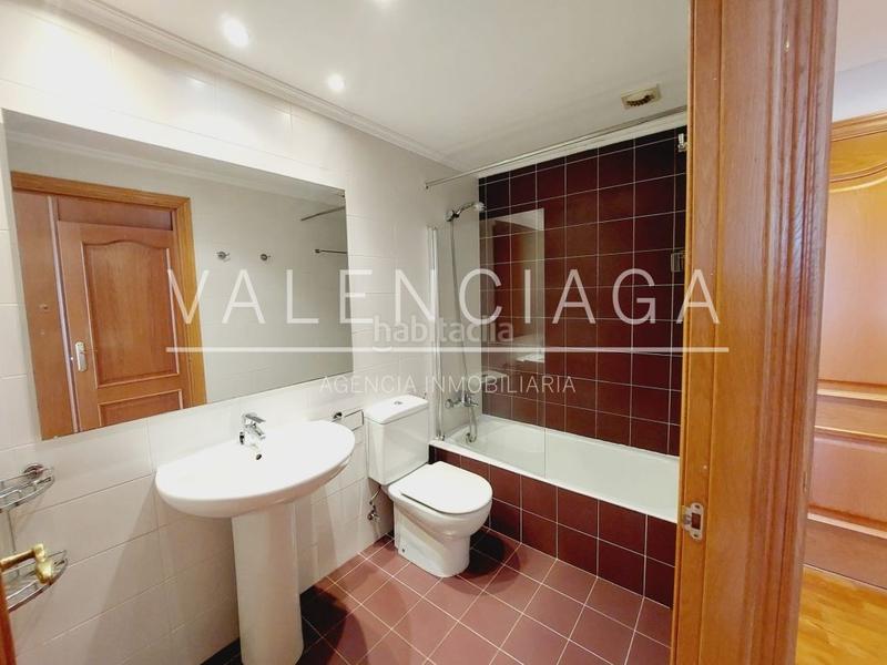 Foto 62586e1e-500c-4dcc-acdd-7f608cdccb1b. Alquiler piso vivienda de reciente construcción en igara con garaje cerrado en Donostia - San Sebastián