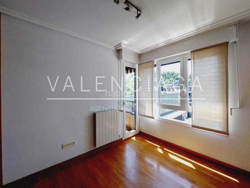 Foto 960a79e9-e87d-42f1-948e-629c3fbdda3e. Alquiler piso vivienda de reciente construcción en igara con garaje cerrado en Donostia - San Sebastián