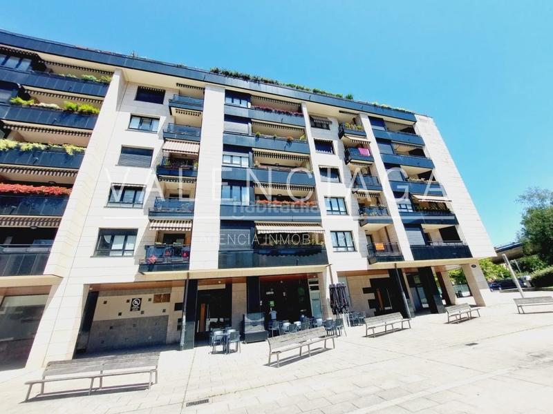Foto a6942ced-705b-4e82-a097-7c7b54960daf. Alquiler piso vivienda de reciente construcción en igara con garaje cerrado en Donostia - San Sebastián