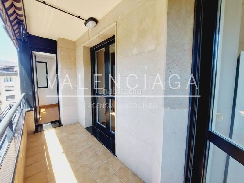 Foto adfeb512-216d-4814-a179-9727674d4778. Alquiler piso vivienda de reciente construcción en igara con garaje cerrado en Donostia - San Sebastián