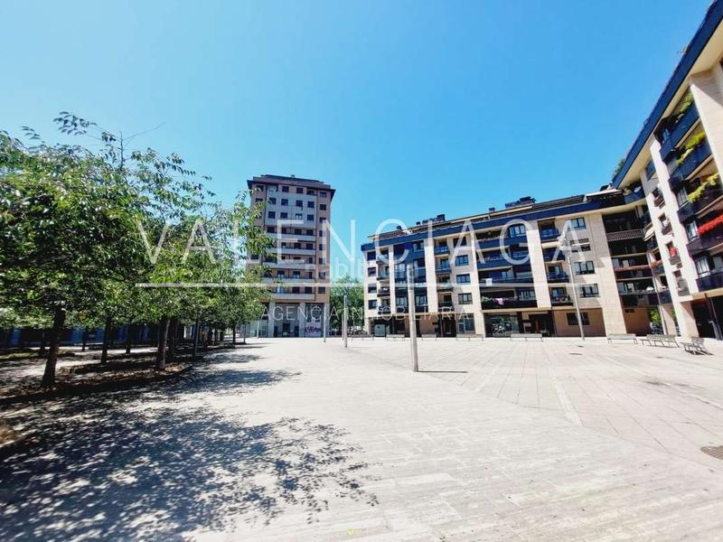 Foto e6ccedf8-8611-40f0-9e81-a89316505e2a. Alquiler piso vivienda de reciente construcción en igara con garaje cerrado en Donostia - San Sebastián