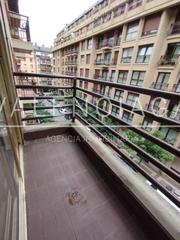 Location Appartement  José arana kalea. Apartamento 1 dorm. junto parking txofre. exterior. calefacción.