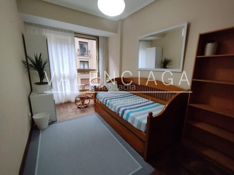 Foto 80dc0e3d-97e9-4663-a6b0-59acb792b3f2. Alquiler piso apartamento 1 dorm. junto parking txofre. exterior. calefacción. temporal en Donostia - San Sebastián