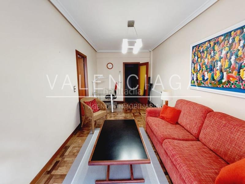 Foto 74de88a5-0186-49f9-baa3-d9bc4552c0d0. Alquiler piso apartamento de temporada en Gros en Donostia - San Sebastián