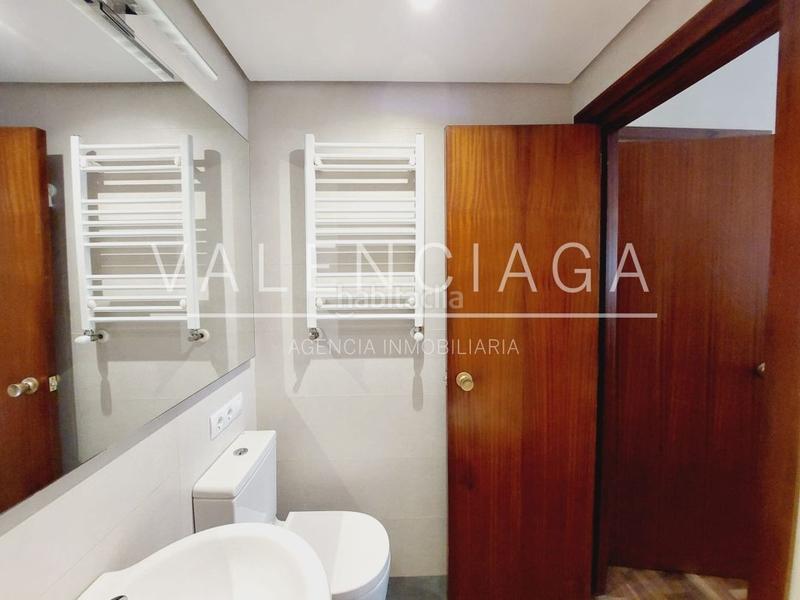Foto a8451f82-2d4c-42c8-b09b-5d4392b6feb9. Alquiler piso apartamento de temporada en Gros en Donostia - San Sebastián