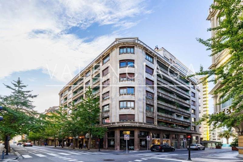 Foto 8ad94c99-6380-49d3-8e03-161b19fa1109. Pis amb calefacció a Área Romántica Donostia - San Sebastián