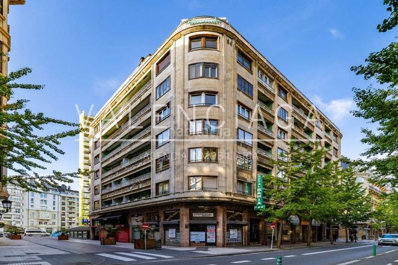 Foto f0bee5bb-fc24-49f7-a60d-aa567018ed28. Pis amb calefacció a Área Romántica Donostia - San Sebastián