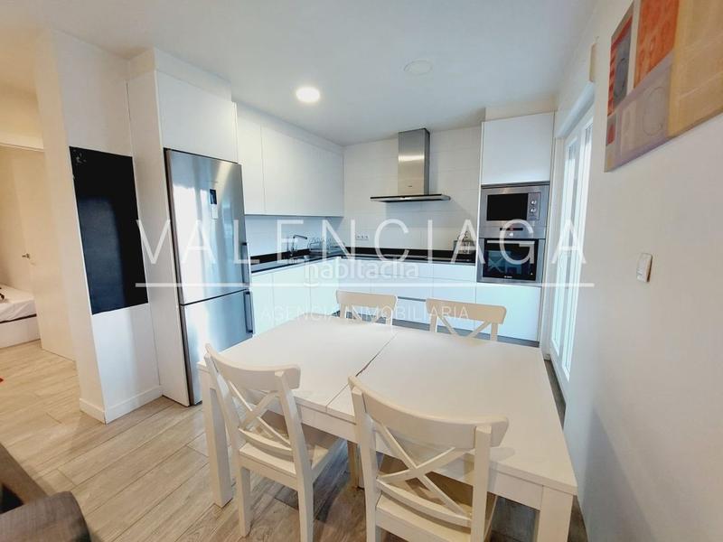 Foto 3b5c439e-b84e-46b8-bd83-9752f6ebdd93. Miete etagenwohnung mit heizung in Egia Donostia - San Sebastián