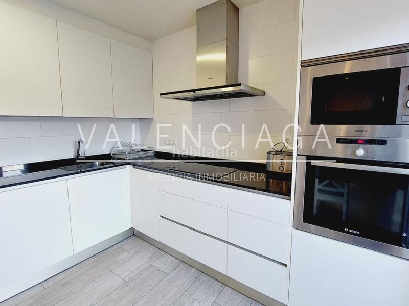 Foto 2995be44-48be-4977-9e39-ff7737c84649. Rent flat with heating in Egia Donostia - San Sebastián