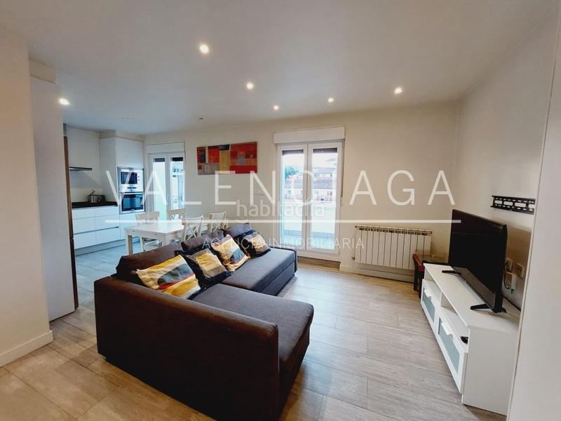 Foto 68d8f599-c0c9-4802-92c7-54cdd4d50cf6. Rent flat with heating in Egia Donostia - San Sebastián