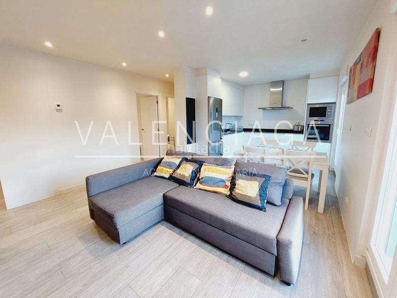 Foto 9dd872a8-2d73-4766-a408-5a90ae8ee69a. Rent flat with heating in Egia Donostia - San Sebastián