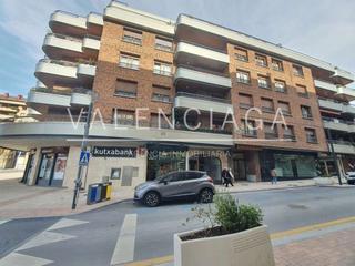 Pis en Beasain. Amplia vivienda de 4 habitaciones en el centro de beasain