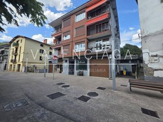 Pis a Legorreta. Vivienda en el centro de legorreta con ascensor y balcón
