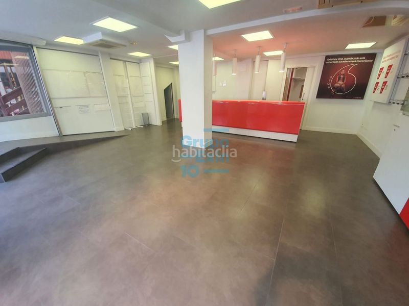 Foto a5882326-35fb-4e18-9bba-d34e1f1c2911. Lloguer local comercial a Beasain