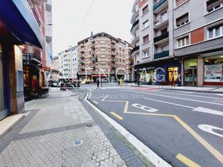 Lloguer Local Comercial a Egia kalea 26. Local comercial con mucha visibilidad en la calle egia  oportuni