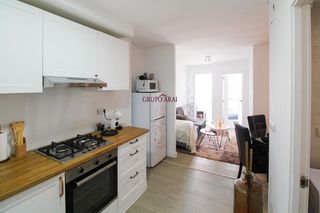 Lloguer Pis  Calle musico vicente spiteri. Vive en pau 5 se alquila apartaestudio con dormitorio independie