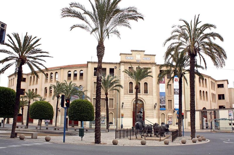 Foto dae7db9d-882d-4a69-b37a-be577aadb26a. Edifici a Carolinas Altas Alicante