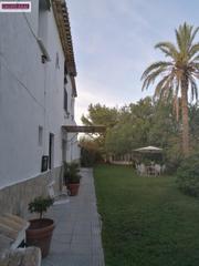Chalet à Calle clavaria-serreta t 10. Oportunidad de inversión única propiedad histórica en alicante
