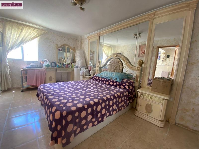 Foto 7877950f-62ab-43e7-b324-c26e57950655. Piano terra in calle burgos 23 in Garbinet - Parque de las Avenidas Alicante