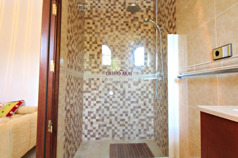Foto 1558142d-7d4f-4697-a7ef-dd1b1d8050e1. Xalet amb calefacció aparcament piscina a Altea la vella Altea