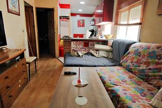 Appartement à Calle antares 10. Piso funcional en la florida, ideal para vivir o invertir