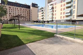 Appartement à Calle médico andrés boldo 10. Espectacular vivienda en el pau 1  amplia, luminosa, con urbaniz