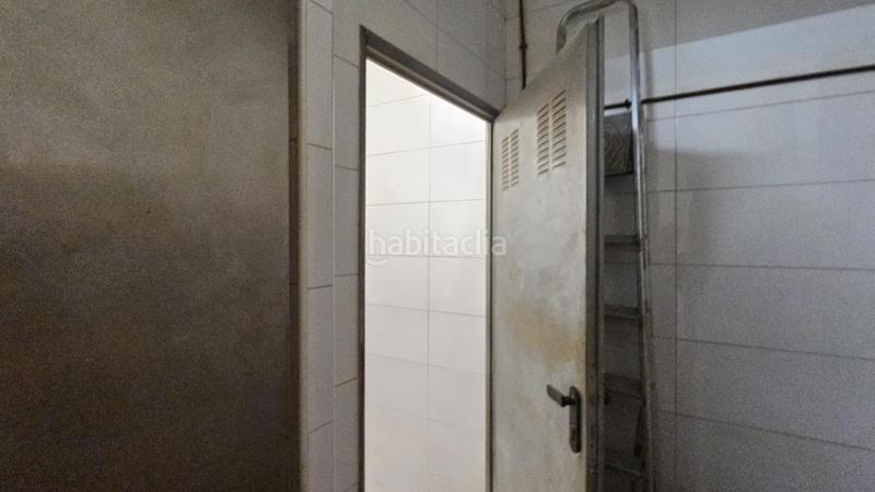 Foto 5c769ab2-36d1-4087-bd45-c11d5f16ecc3. Local comercial a cruz del sur 7 a Florida Alta Alicante