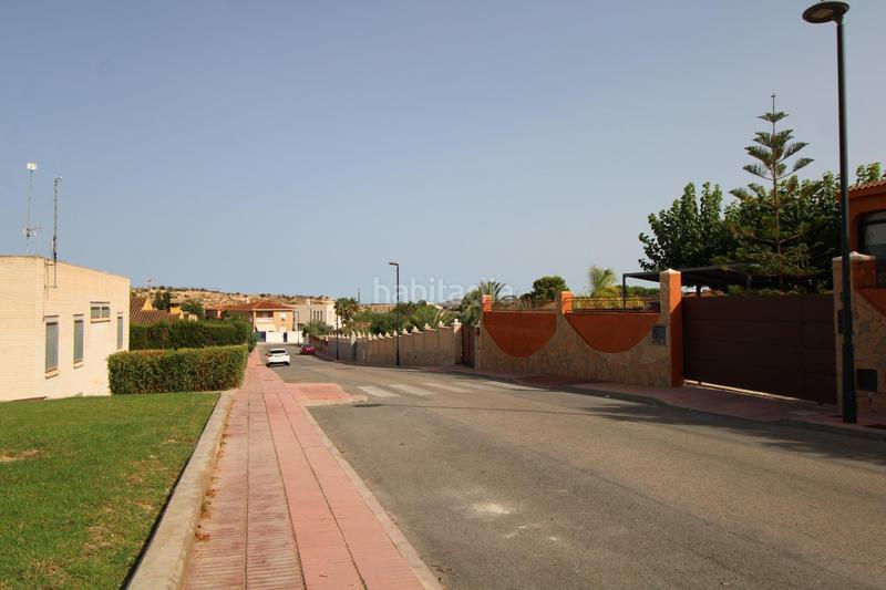 Foto 489b6e09-a647-42bd-85b0-389780be829c. Wohngrundstück in calle de la aliaga 6 in Los Girasoles Sant Vicent del Raspeig