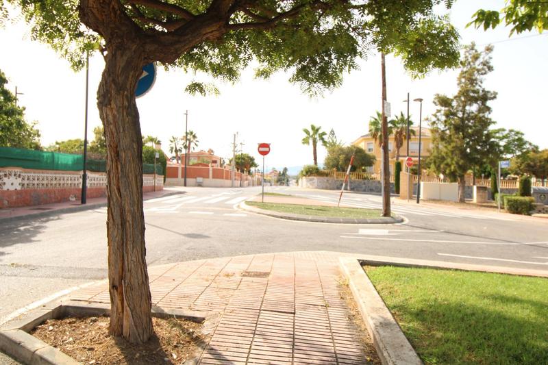 Foto 8ee8c749-ec7e-4fb5-bbda-96491761ec70. Wohngrundstück in calle de la aliaga 6 in Los Girasoles Sant Vicent del Raspeig