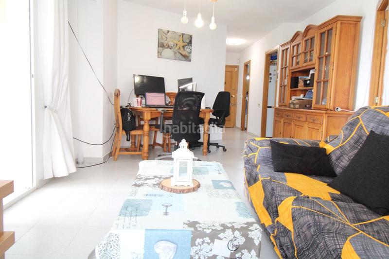 Foto 13dcc27d-7de5-4315-a6df-3b8808127510. Apartamento en calle del músico antón roch 3 vivir frente al mar exclusivo piso en primera línea de playa en urbanova con terraza, vistas espectaculares y urbanización de lujo en Alicante