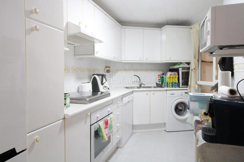 Foto 448b535d-6230-4cab-b0eb-b0cbc795c57d. Apartamento en calle del músico antón roch 3 vivir frente al mar exclusivo piso en primera línea de playa en urbanova con terraza, vistas espectaculares y urbanización de lujo en Alicante